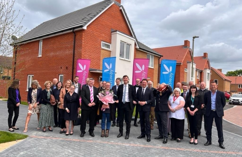 Witney MP and councillors open new Carterton homes